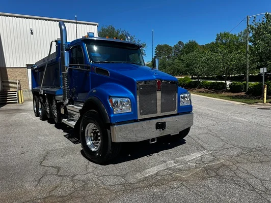 2027 Kenworth T880 in Raleigh, NC