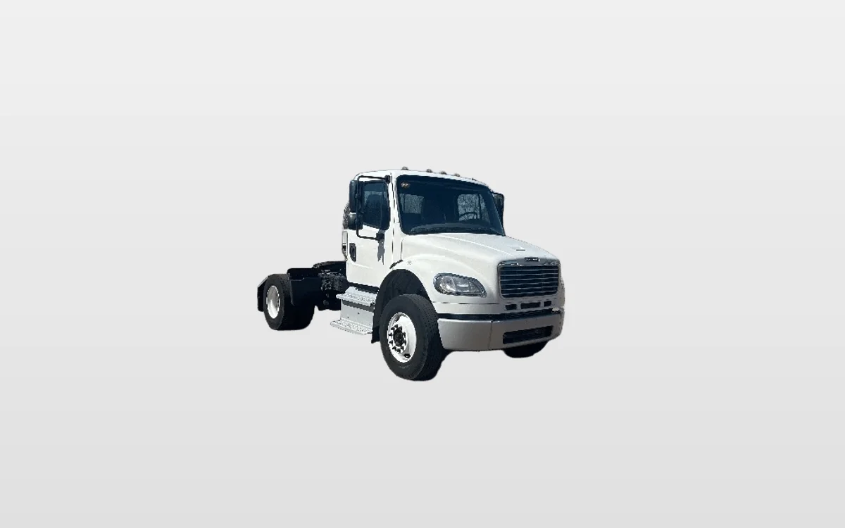 2020 Freightliner M2 106 - image 1