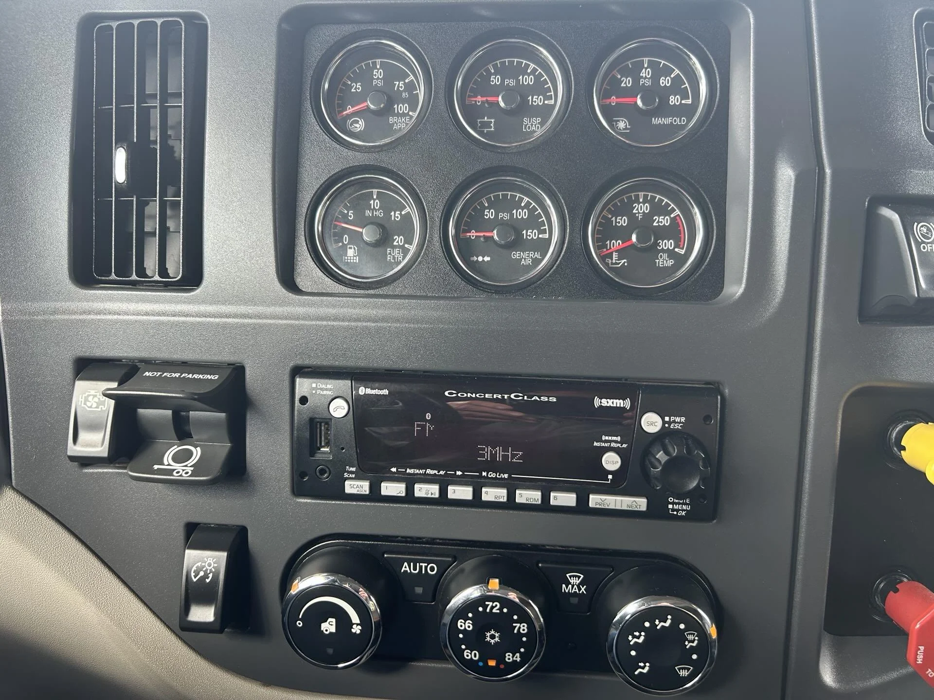 2025 Peterbilt 567 in Broadview Hts, OH — photo 16