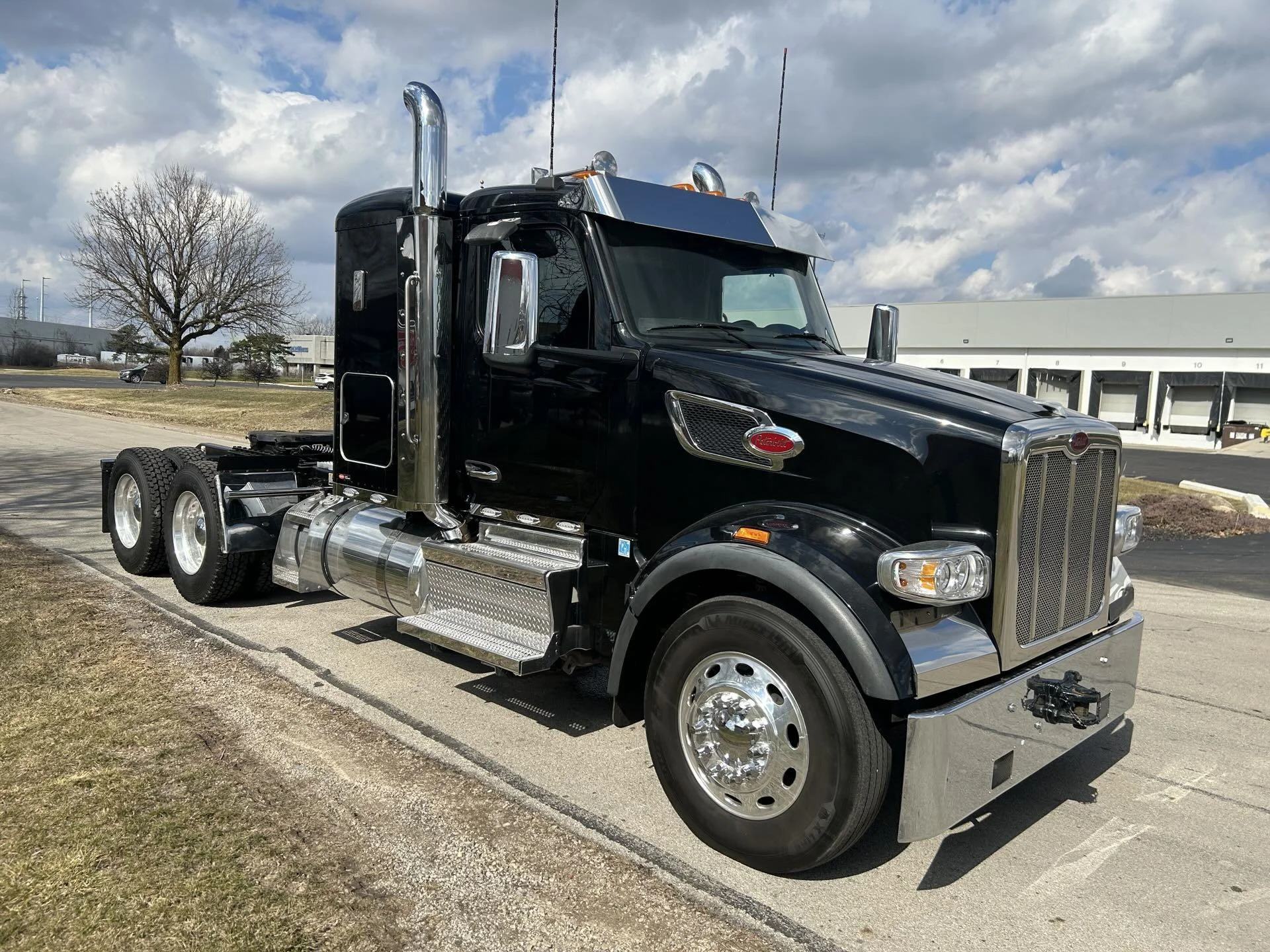 2025 Peterbilt 567 in Broadview Hts, OH — photo 8