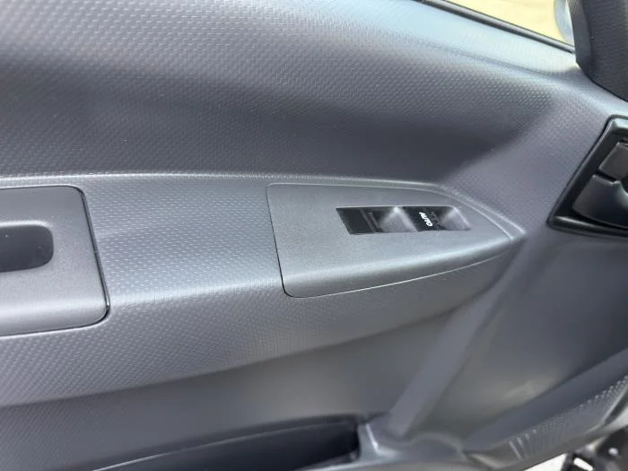 2025 Isuzu NRR in Whittier, CA — photo 14