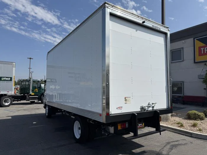 2025 Isuzu NRR in Whittier, CA — photo 4