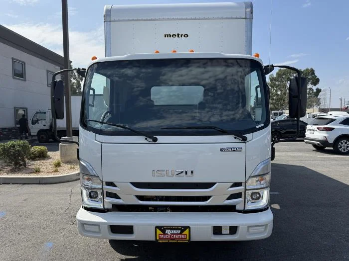 2025 Isuzu NRR in Whittier, CA — photo 8