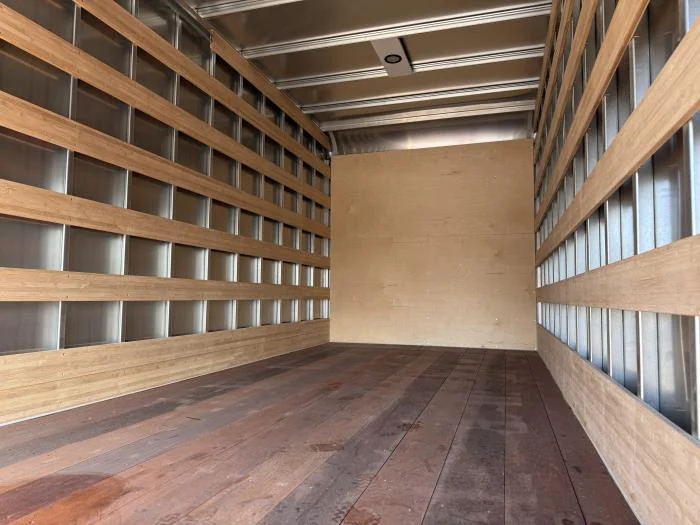 2025 Isuzu NRR in Whittier, CA — photo 10