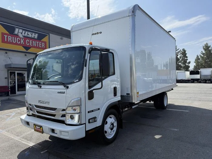 2025 Isuzu NRR in Whittier, CA — photo 2