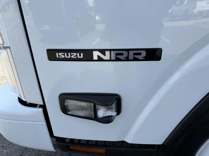 2025 Isuzu NRR in Whittier, CA — photo 11
