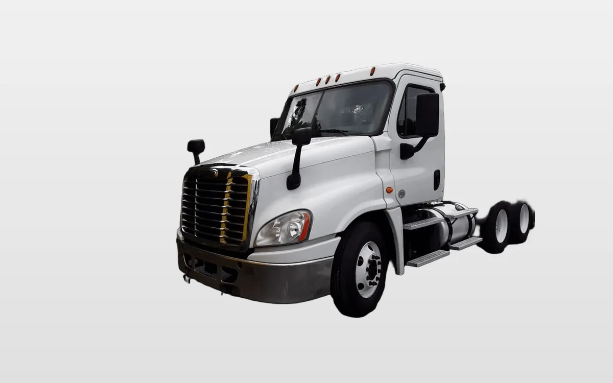 2019 Freightliner - image 1