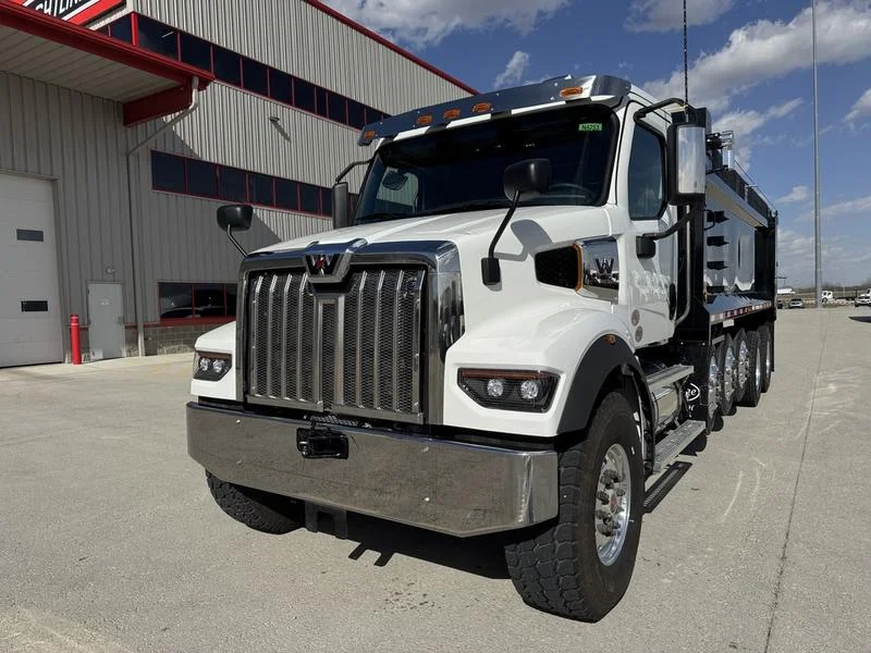 2026 Western Star 47X in Columbus, OH — photo 2