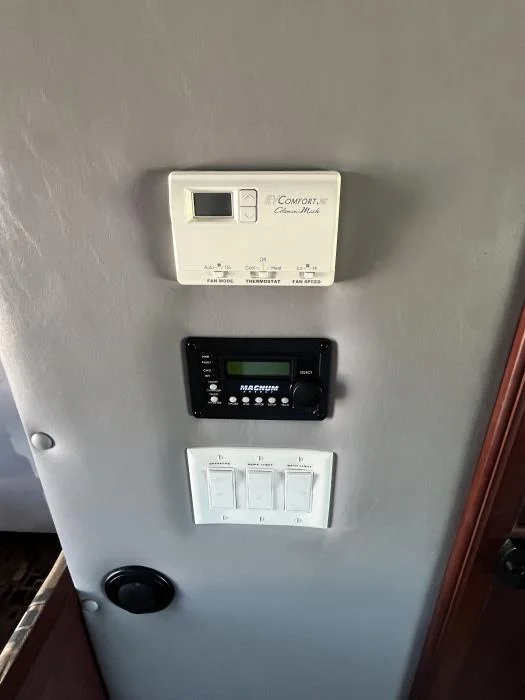 2015 Peterbilt 579 - image 19