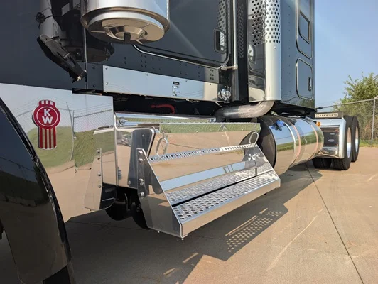2027 Kenworth W900 in Salina, KS — photo 28