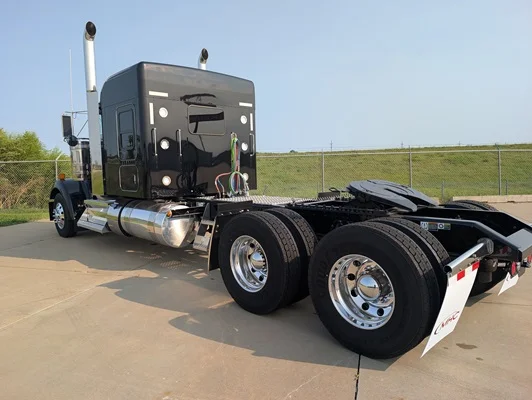 2027 Kenworth W900 in Salina, KS — photo 27