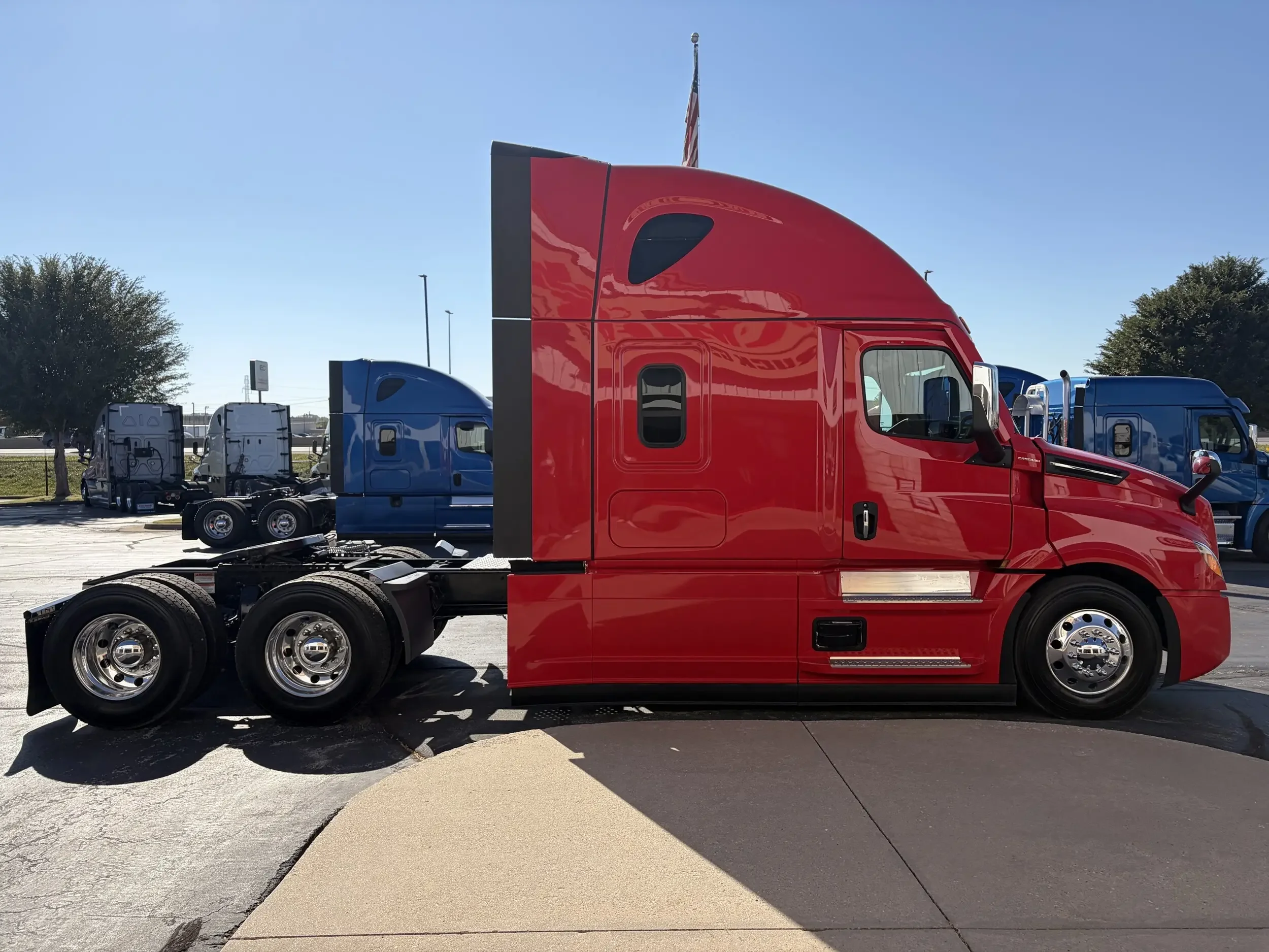 2026 Freightliner Cascadia - image 6