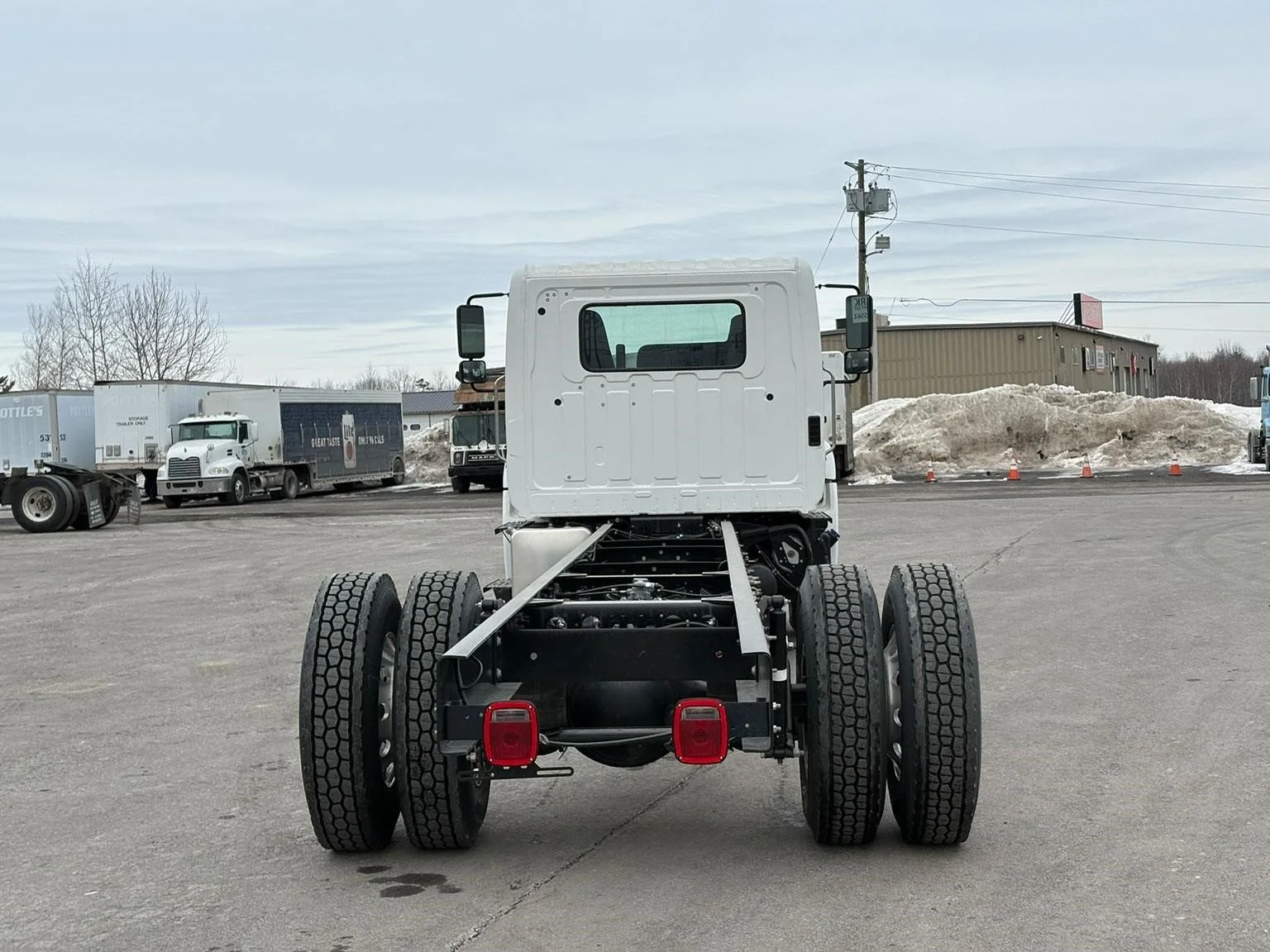 2026 Hino L6 in Hermon, ME — photo 4