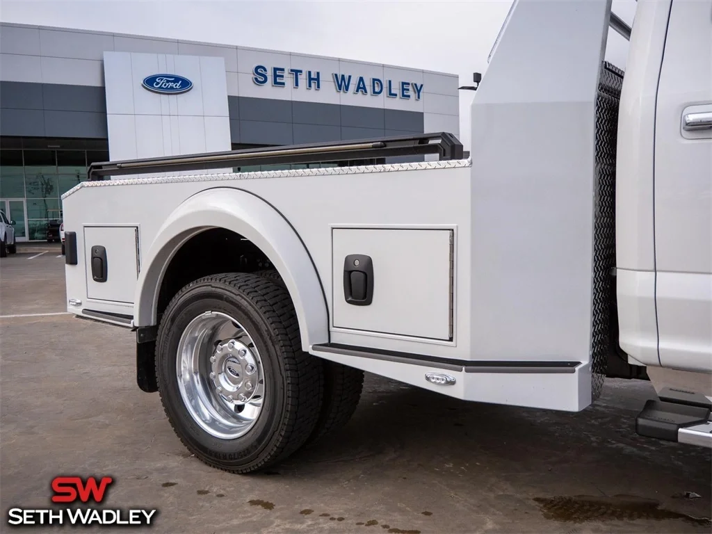 2022 Ford — photo 16