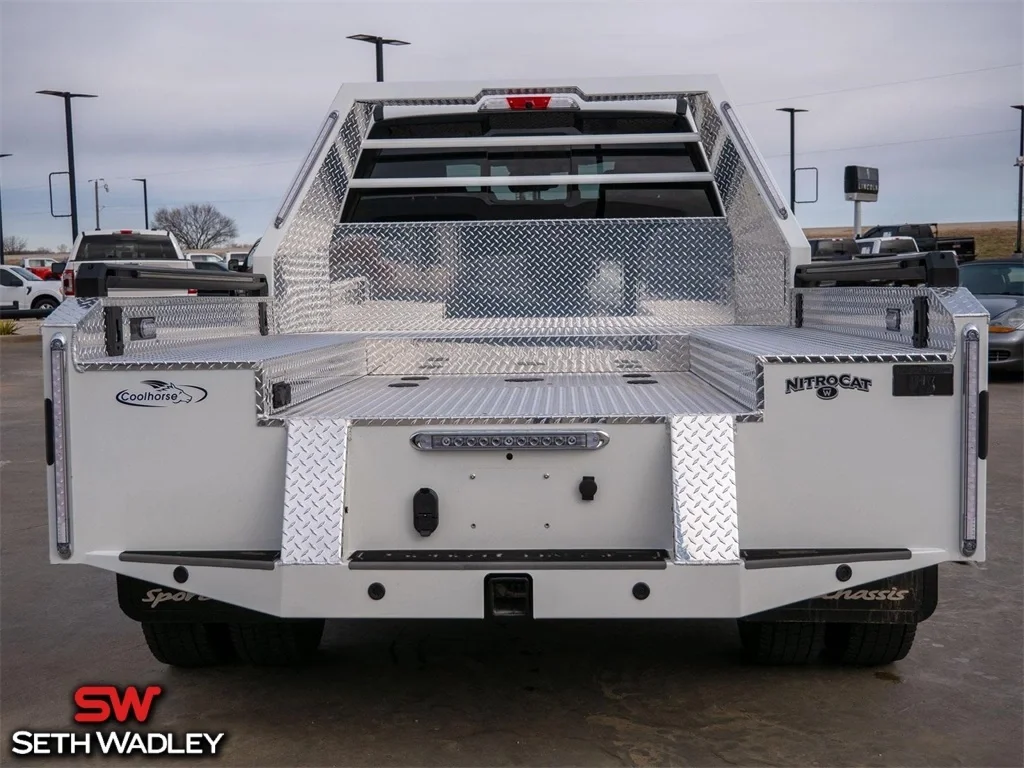 2022 Ford — photo 13