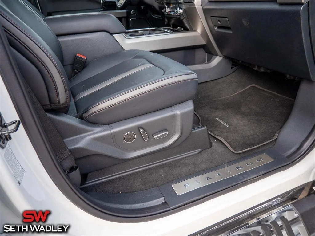2022 Ford — photo 20