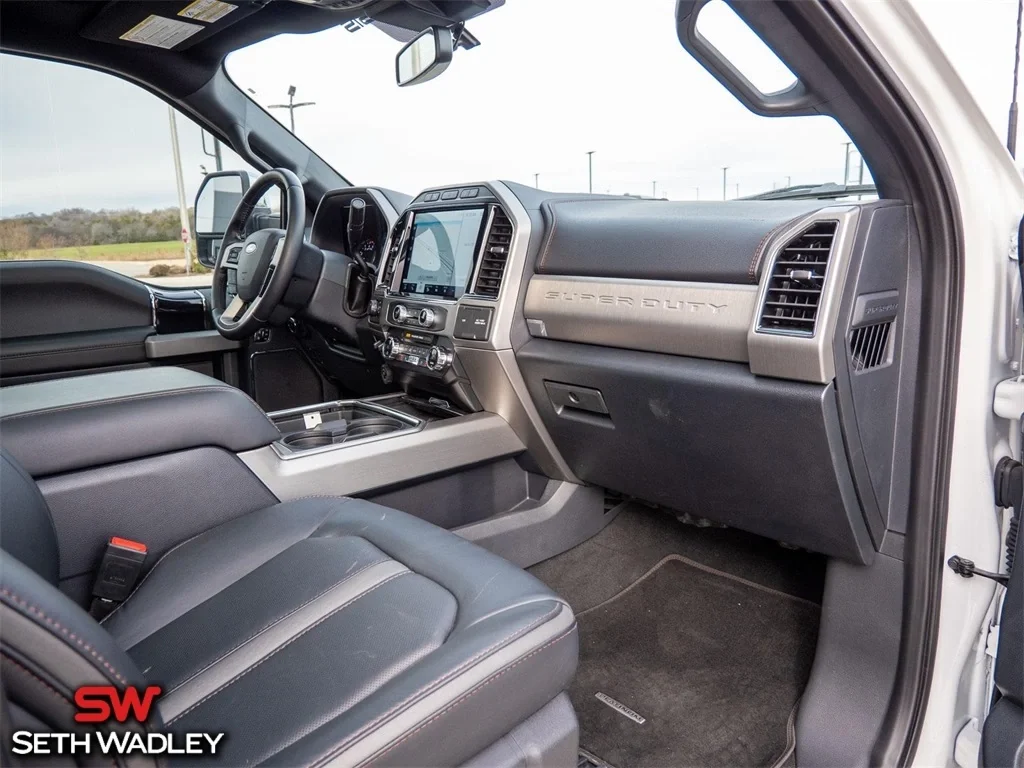 2022 Ford — photo 21