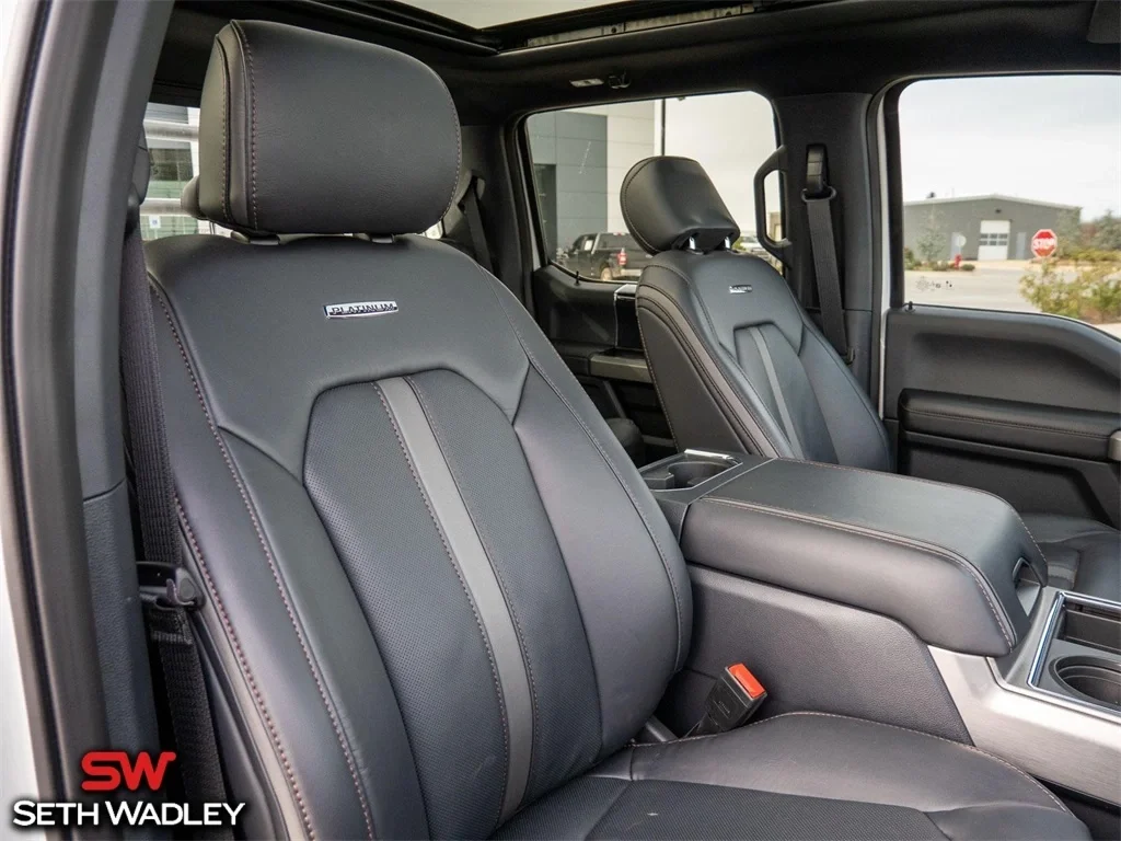 2022 Ford — photo 23