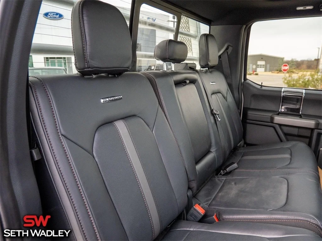 2022 Ford — photo 28