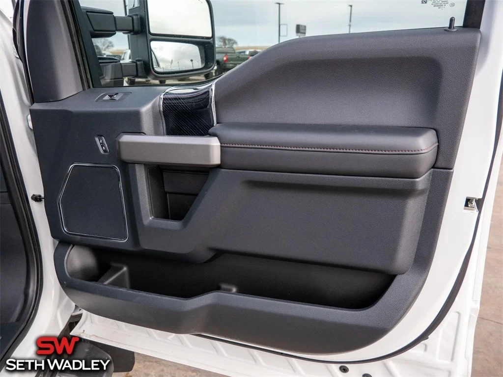2022 Ford — photo 22