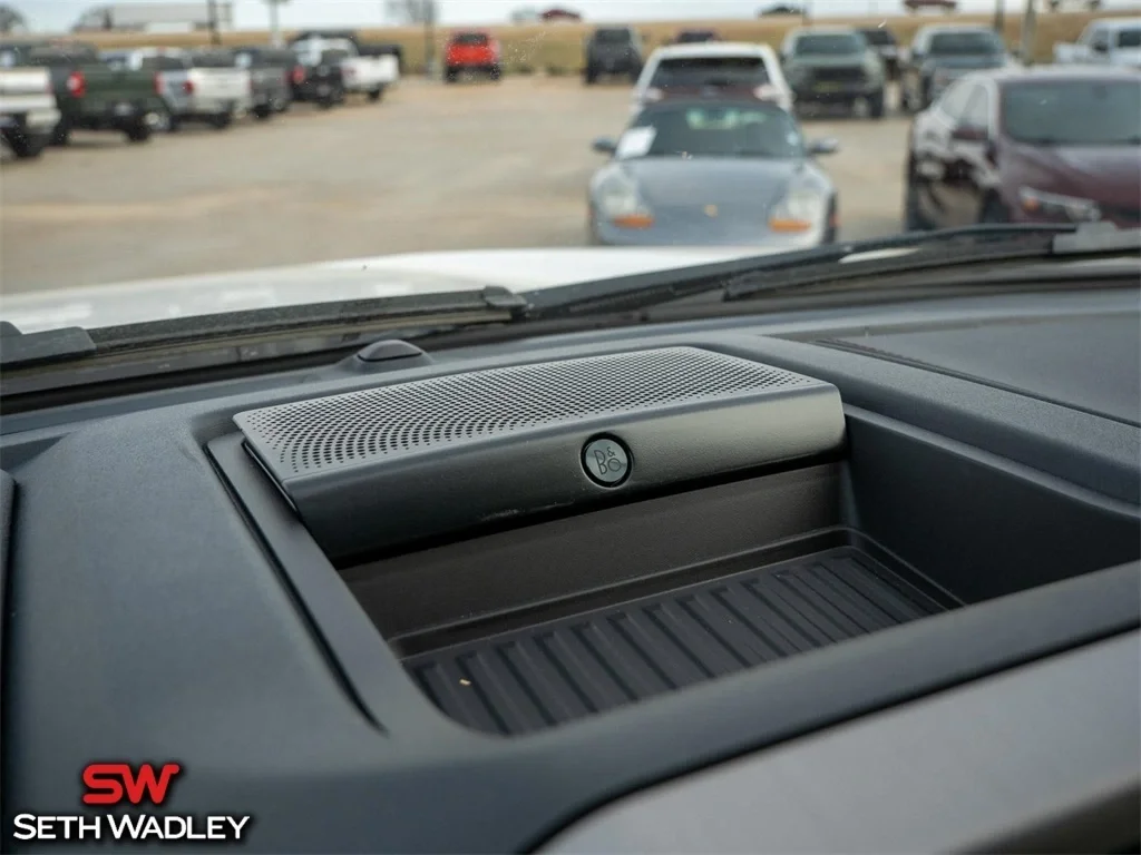 2022 Ford — photo 45