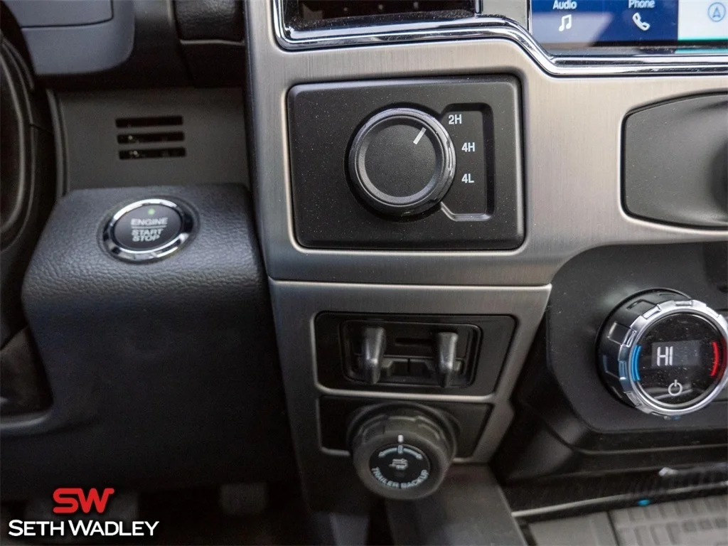 2022 Ford — photo 41
