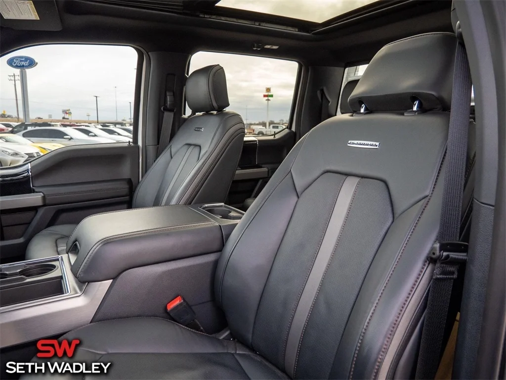 2022 Ford — photo 33