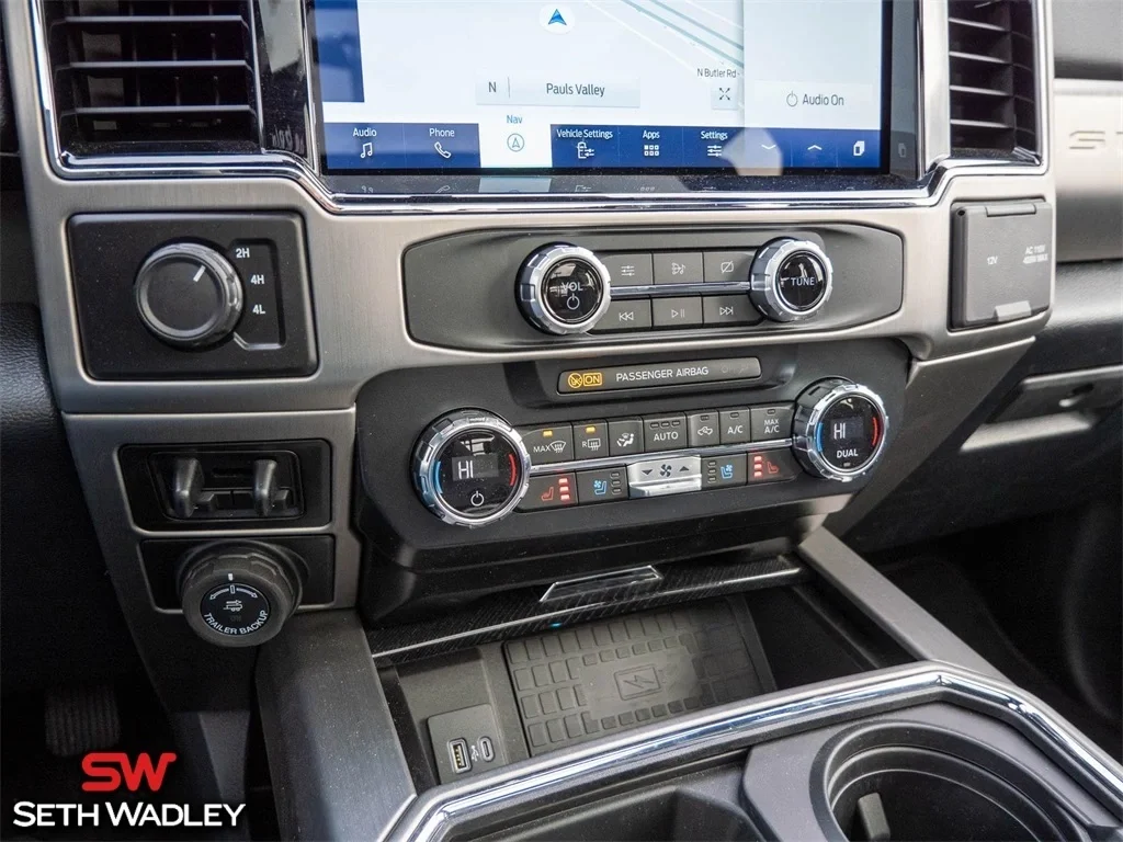 2022 Ford — photo 42