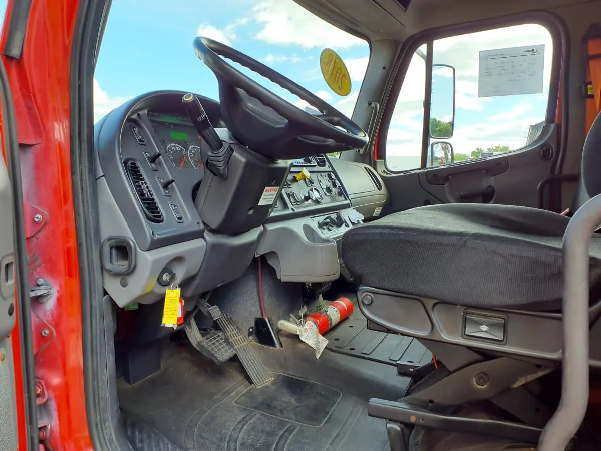 2018 Freightliner M2 106 in O'fallon, MO — photo 7
