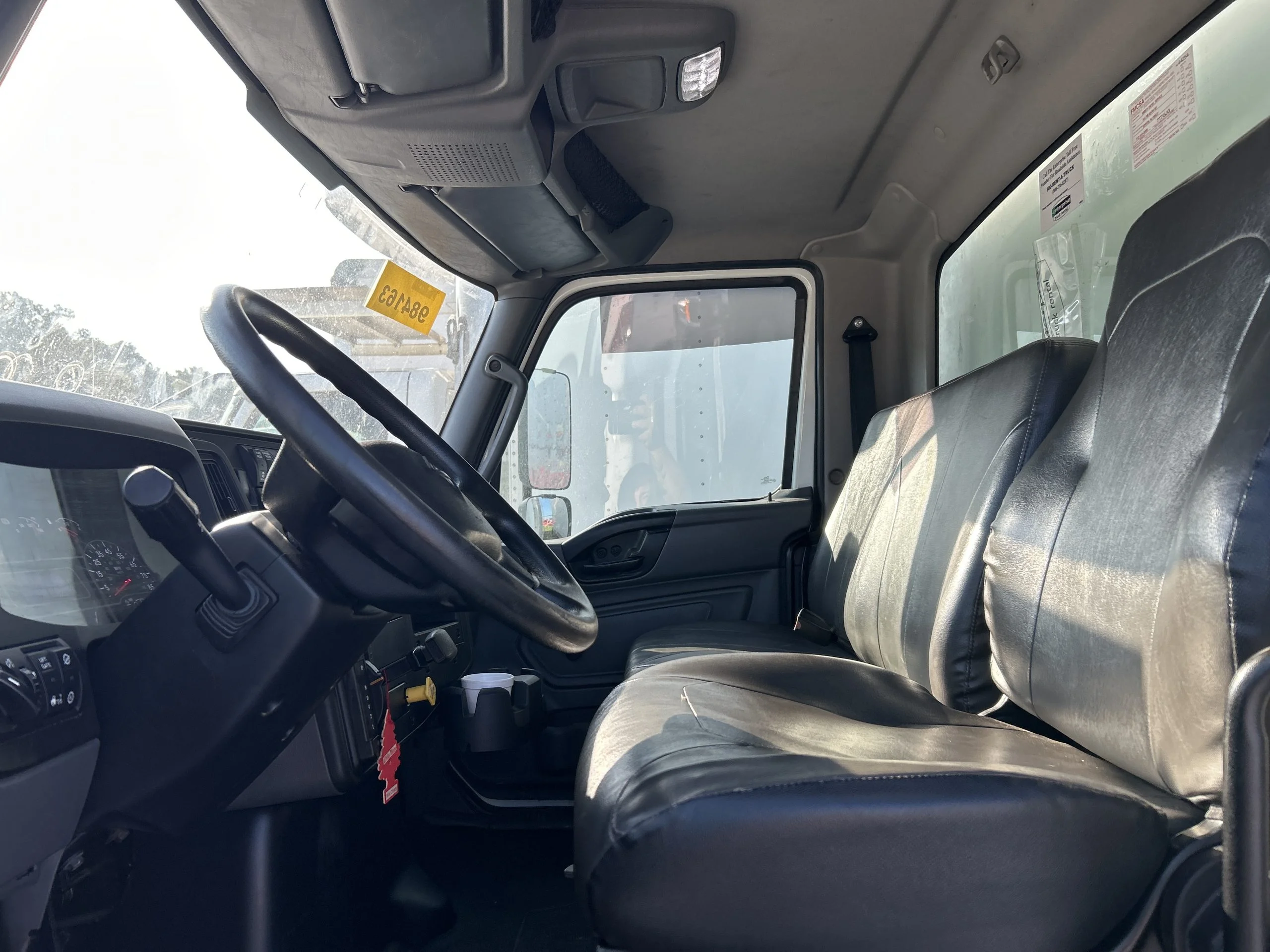 2021 International 4300 in Fremont, IN — photo 4