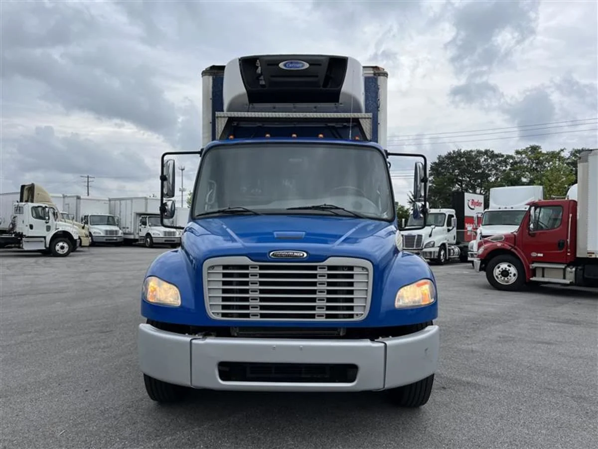 2018 Freightliner M2 106 in Beltsville, MD — photo 2
