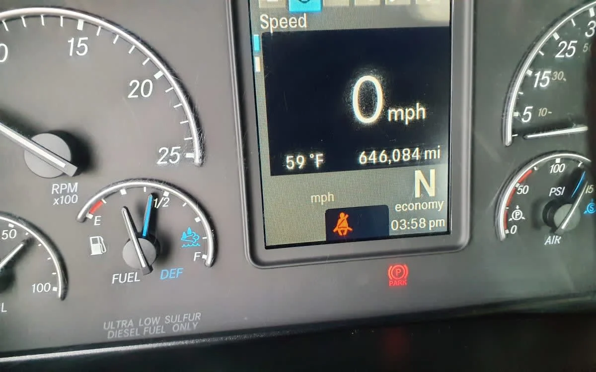 2019 Freightliner Cascadia in Birmingham, AL — photo 14