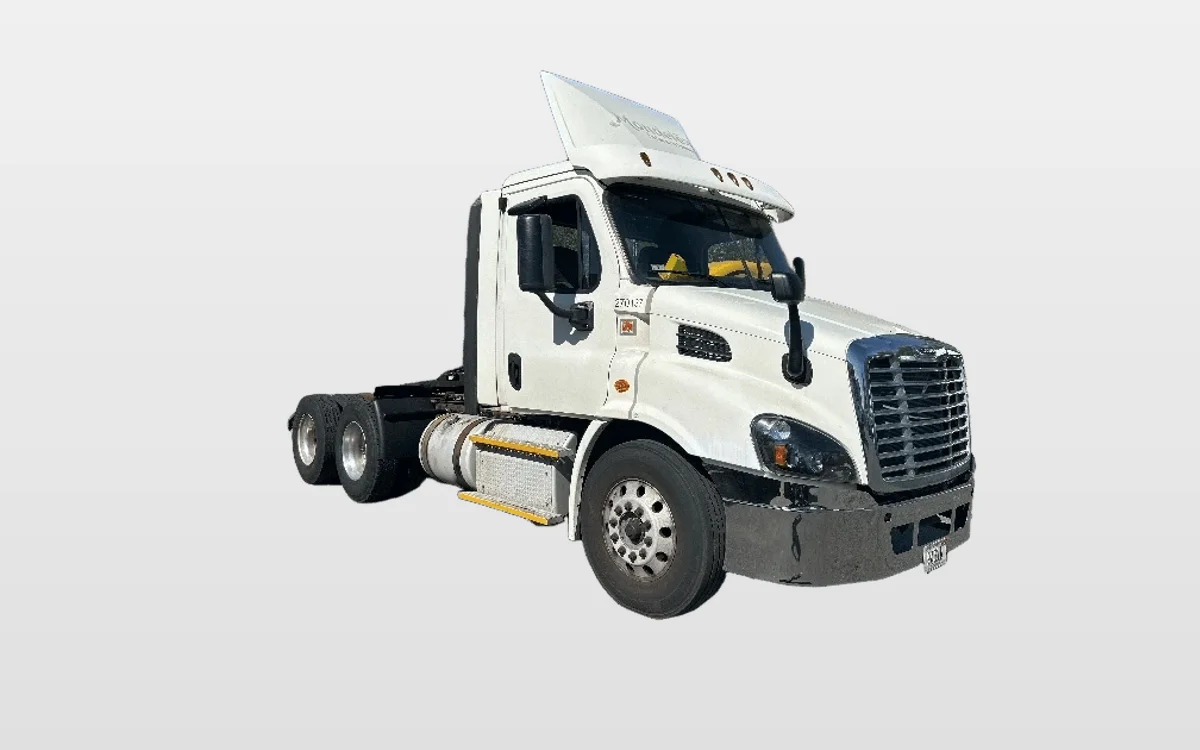 2017 Freightliner - image 1
