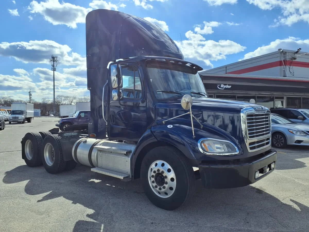2020 Freightliner M2 112 - image 3