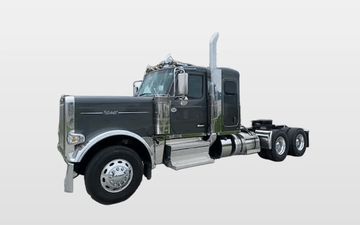 2025 Peterbilt - image 1