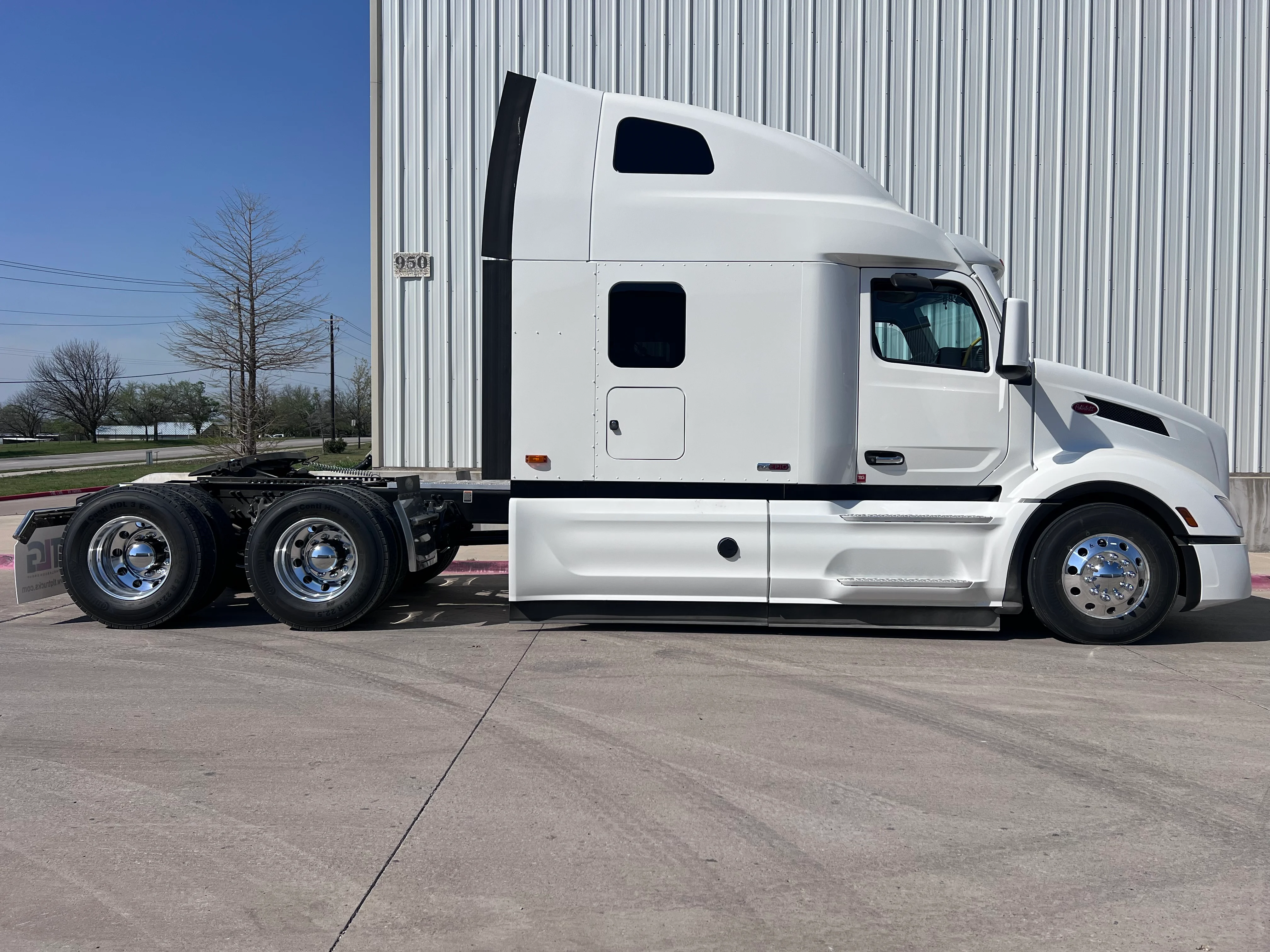 2027 Peterbilt 579 in Greensboro, NC — photo 6
