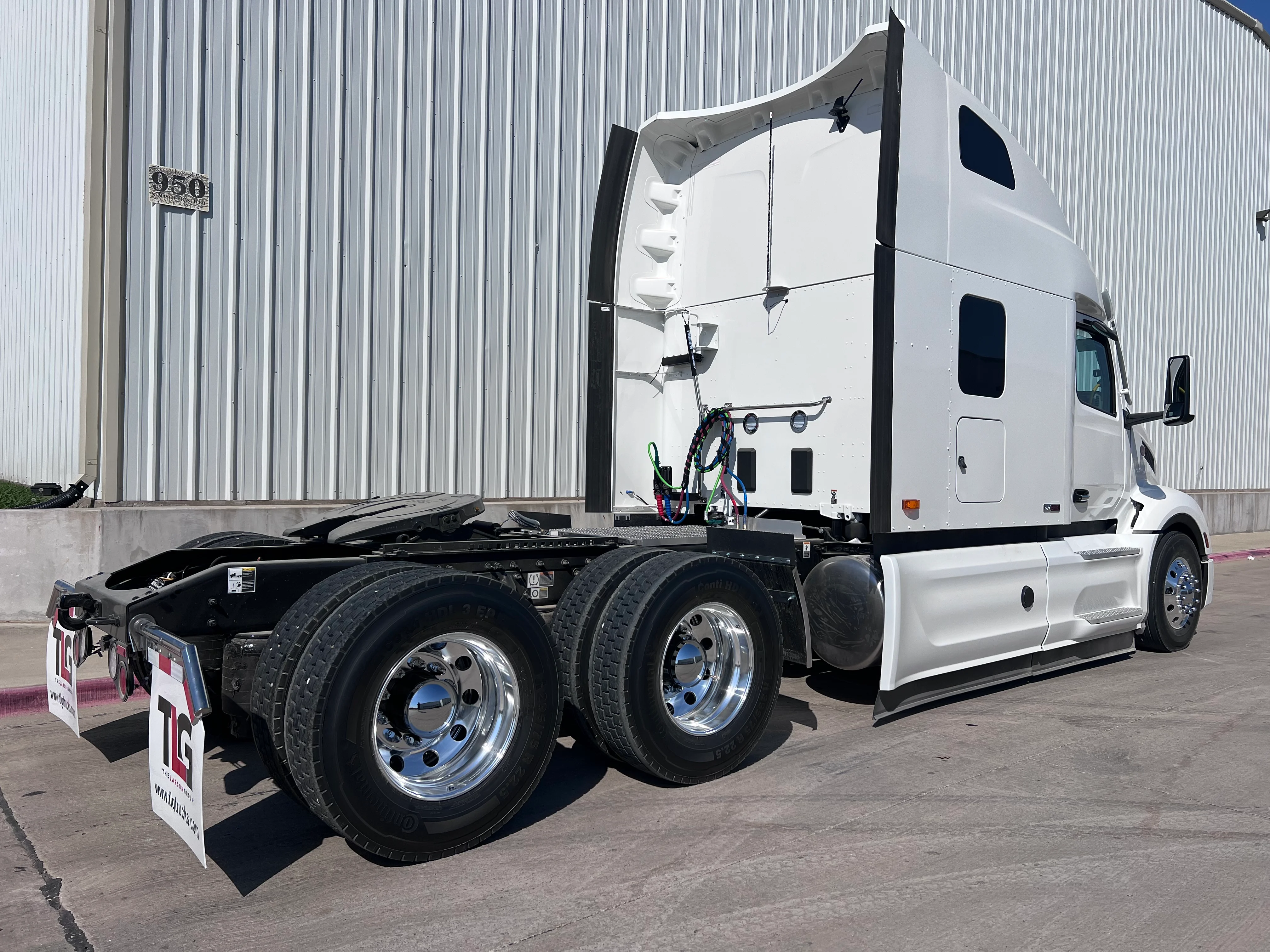 2027 Peterbilt 579 in Greensboro, NC — photo 5