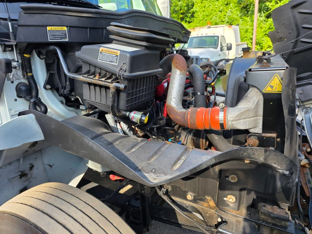 2019 International 4300 in Bensalem, PA — photo 17