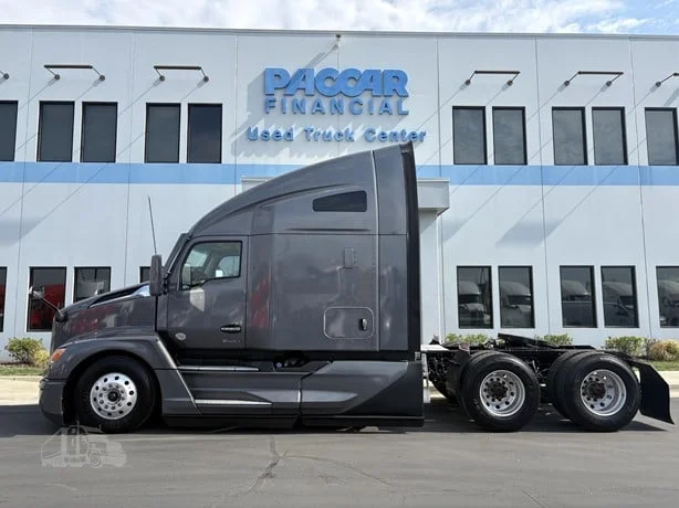 2023 Kenworth T680 in Salt Lake City, UT — photo 6