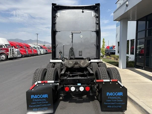 2023 Kenworth T680 in Salt Lake City, UT — photo 8