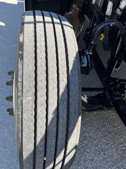 2022 Peterbilt 579 - image 12