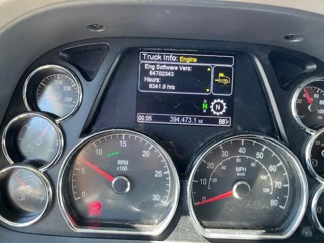 2022 Peterbilt 579 - image 20