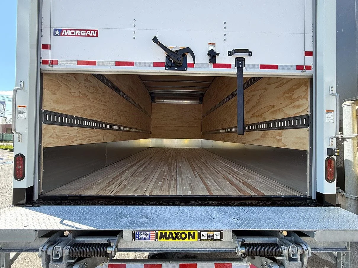 2025 Isuzu NRR in Worcester, MA — photo 6