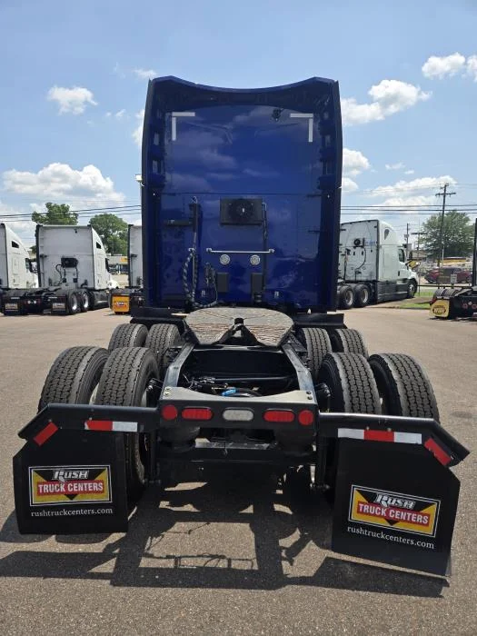 2022 Peterbilt 579 - image 8