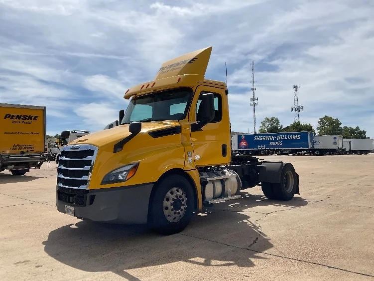 2019 Freightliner Cascadia in Memphis, TN
