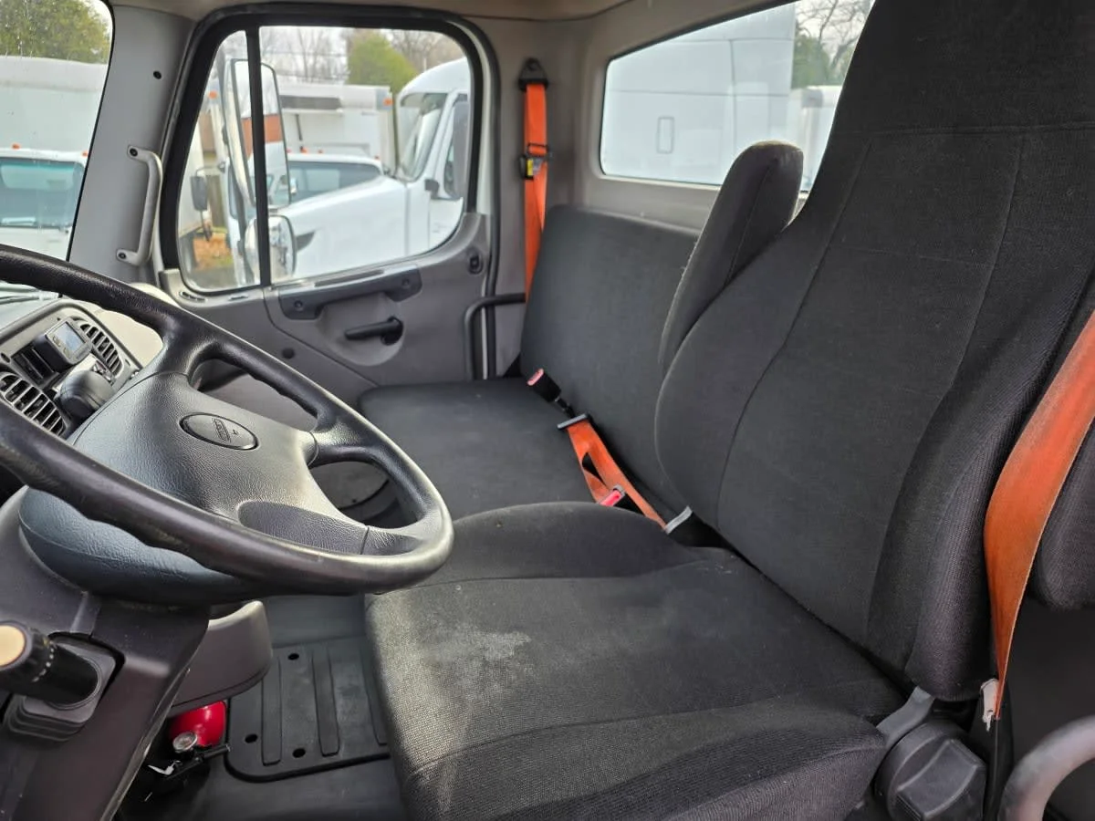 2019 Freightliner M2 106 in Bensalem, PA — photo 7