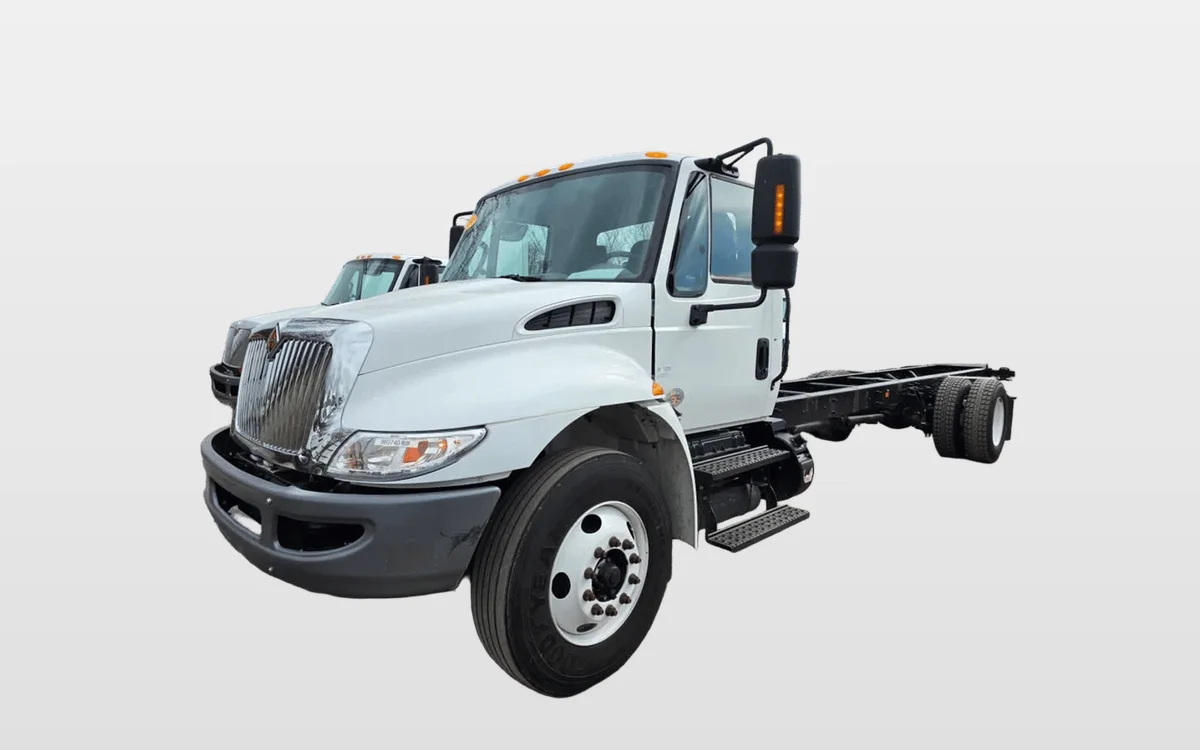 2019 International 4300 - image 1