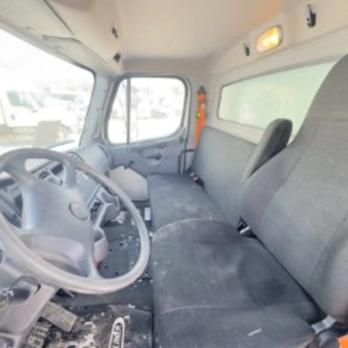 2019 Freightliner M2 106 in Syracuse, NY — photo 7