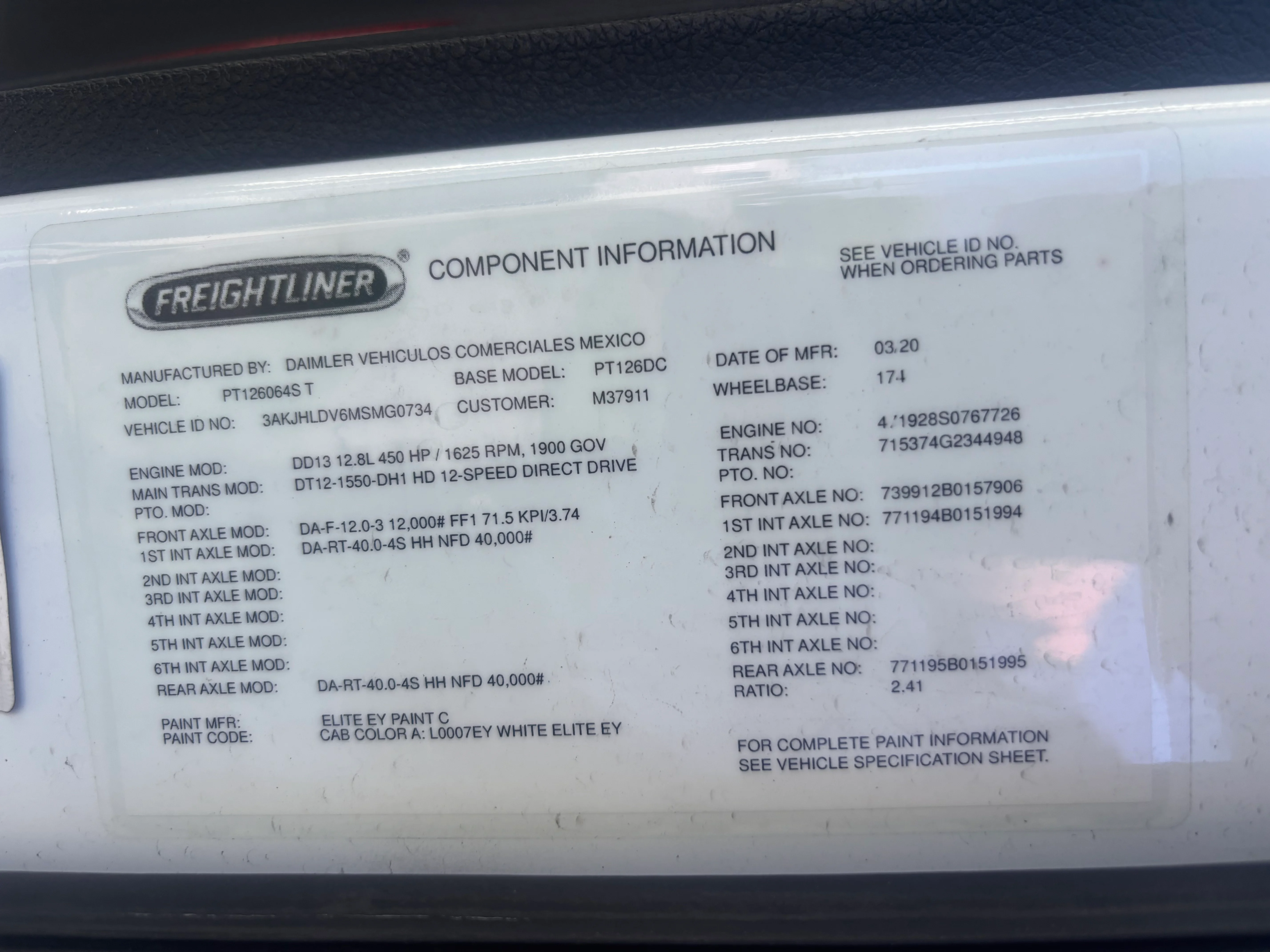 2021 Freightliner Cascadia - image 14