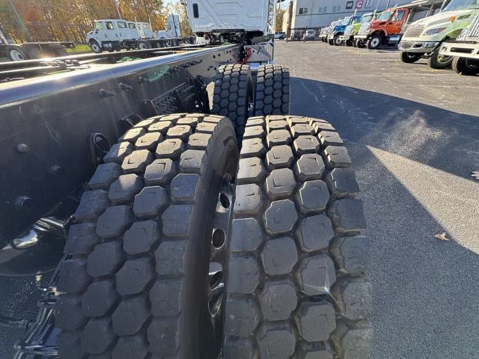 2026 International HX - image 8